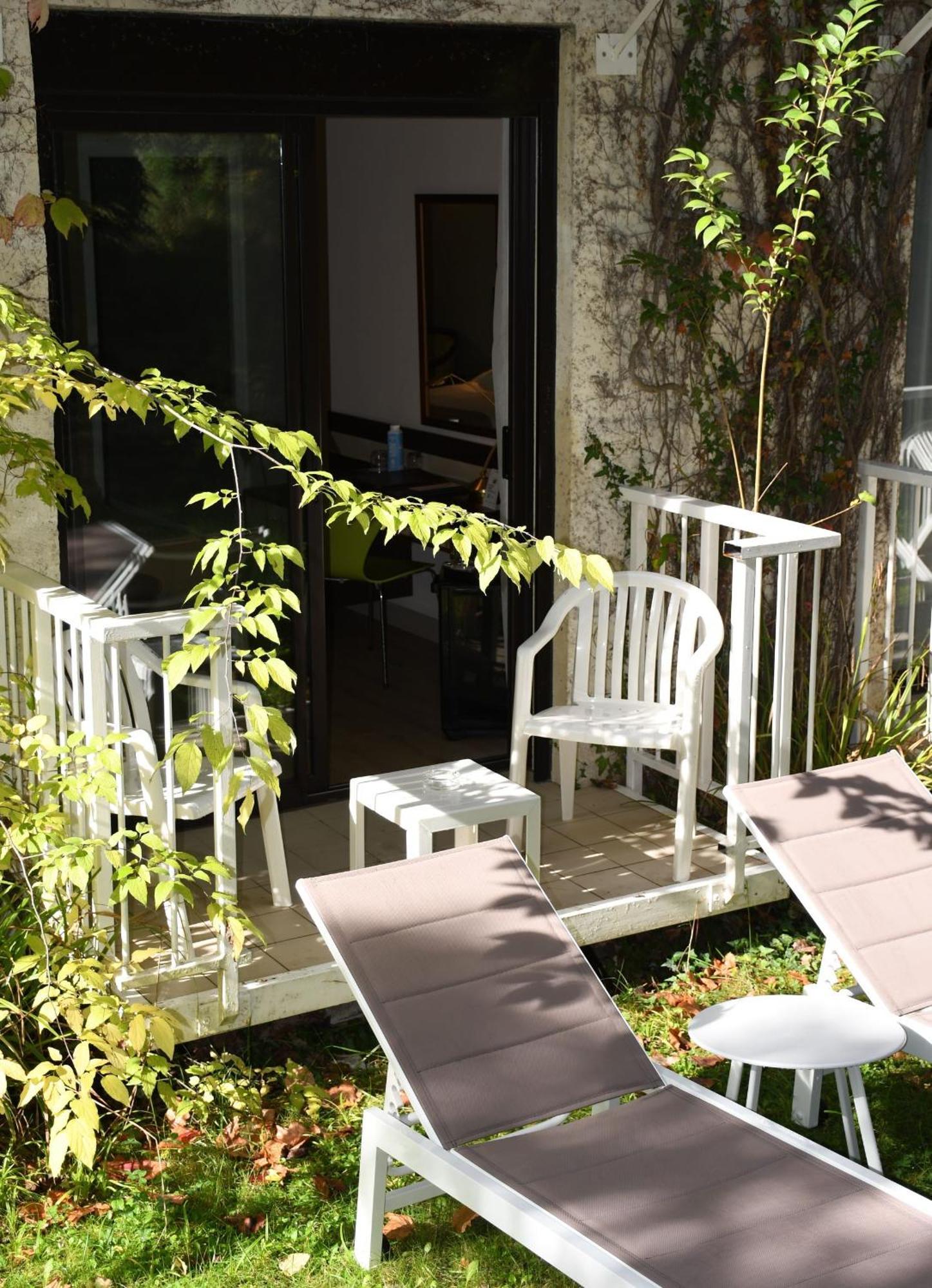 Villa Borghese, The Originals Relais Greoux-les-Bains Bagian luar foto