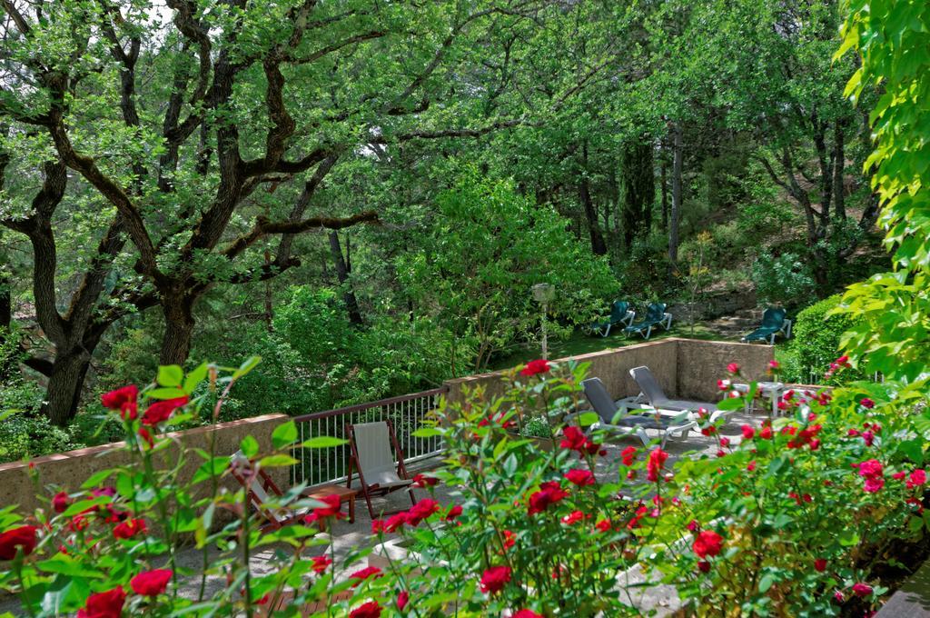 Villa Borghese, The Originals Relais Greoux-les-Bains Bagian luar foto